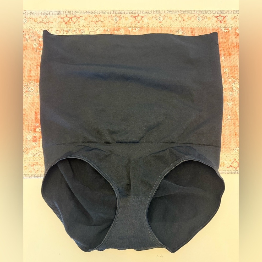 SPANX Red Hot Black Shapewear